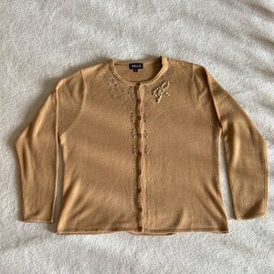 Vintage 1980’s women’s Cardigan